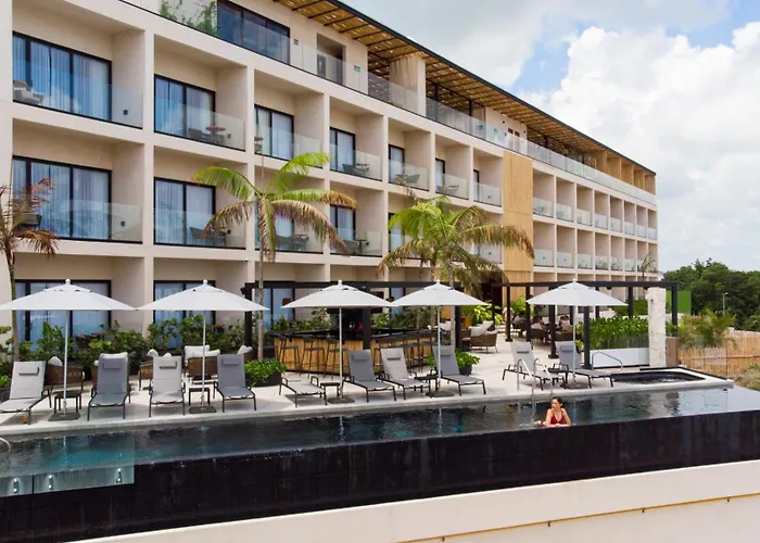 Hive Cancun By G Hotels